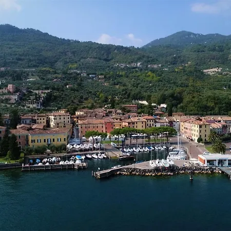 Limoncello - Garda Leisure Apartamento