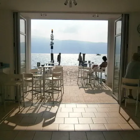 Limoncello - Garda Leisure Apartamento *