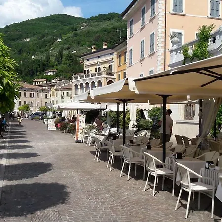 Limoncello - Garda Leisure * Gargnano